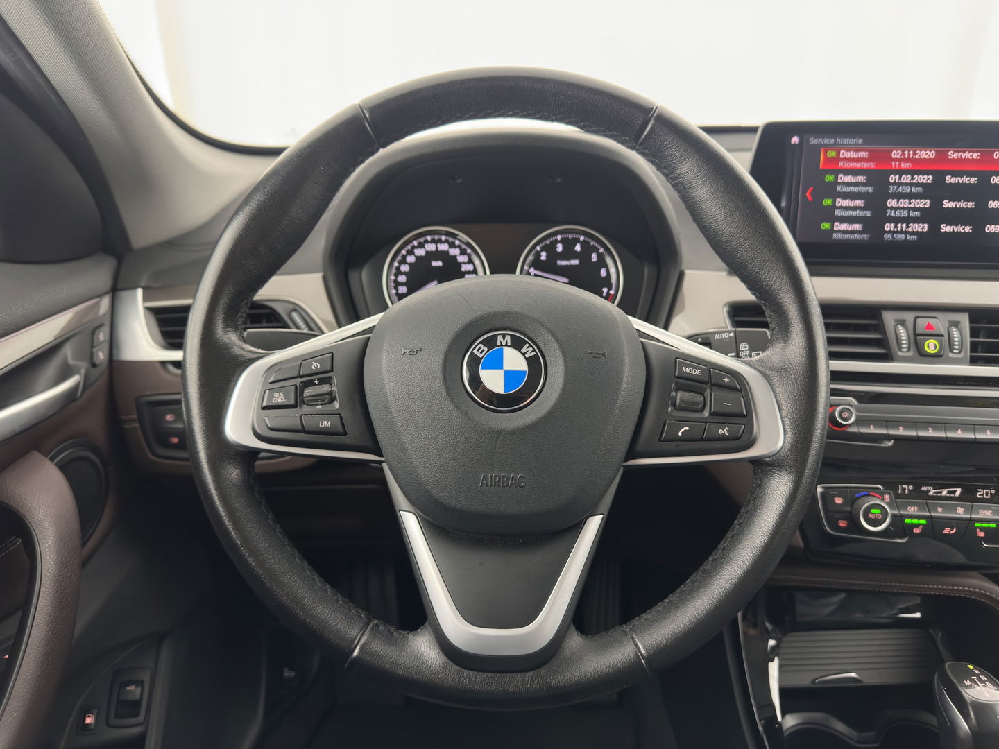BMW X1 xDrive25e X-Line eDrive Edition AWD (Plug-In) (INCL-BTW) Aut * LUXURY-LEATHER | HEAD-UP | LEATHER-FABRIC | FULL-LED | NAVI-FULLMAP | HEATED-SPORTSEATS | AMBIENT-LIGHT |  ECC | PDC |  18''ALU*