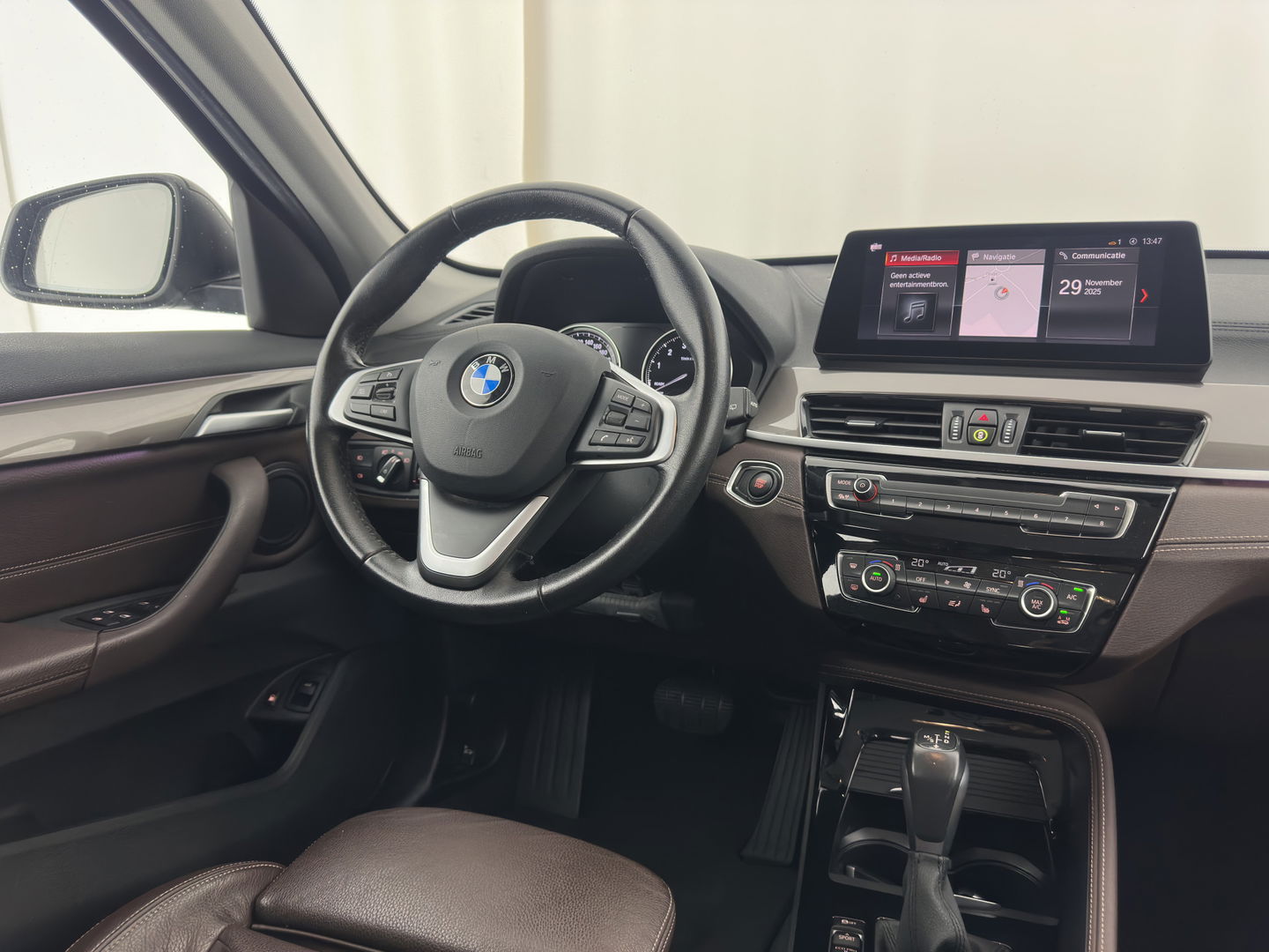 BMW X1 xDrive25e X-Line eDrive Edition AWD (Plug-In) (INCL-BTW) Aut * LUXURY-LEATHER | HEAD-UP | LEATHER-FABRIC | FULL-LED | NAVI-FULLMAP | HEATED-SPORTSEATS | AMBIENT-LIGHT |  ECC | PDC |  18''ALU*