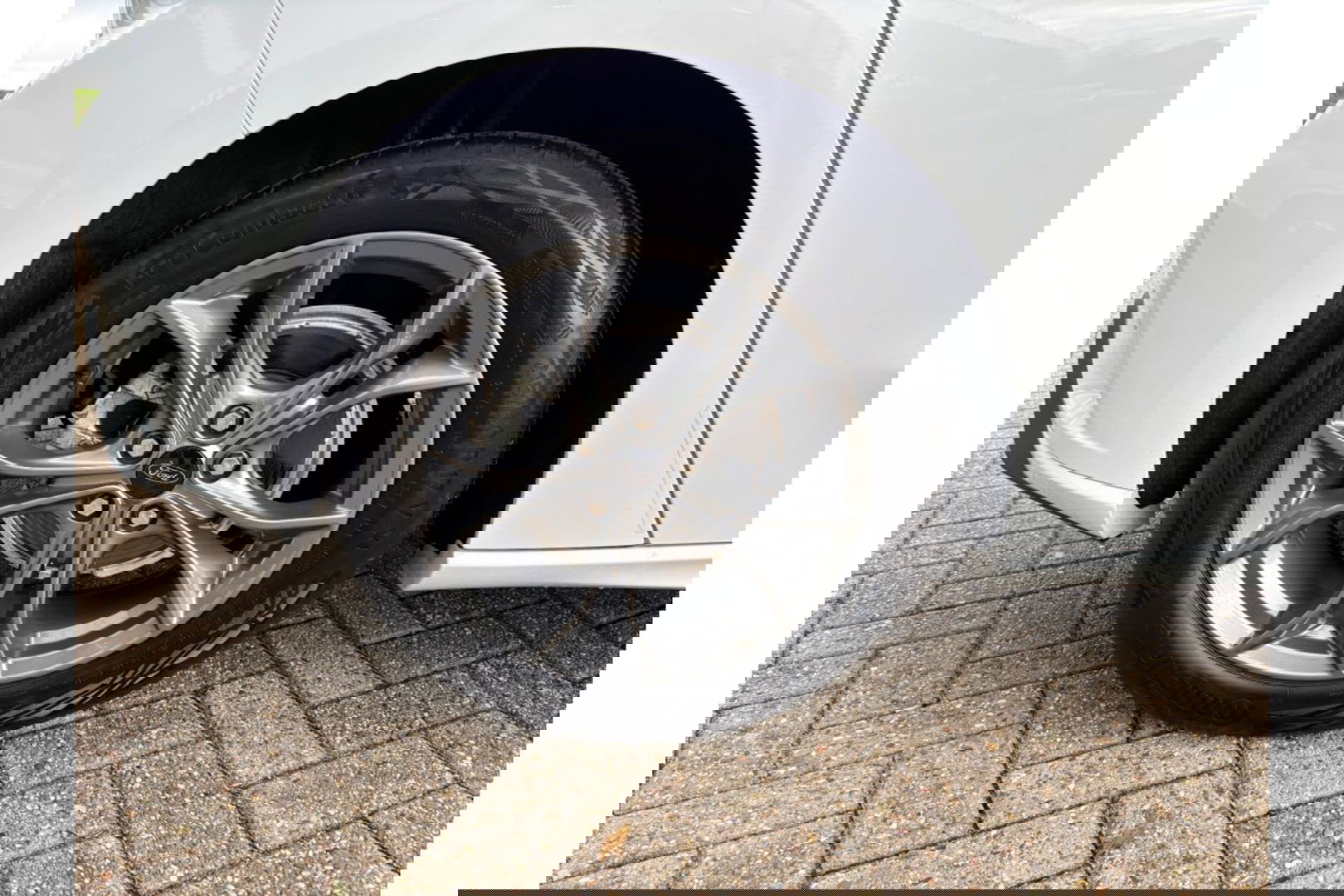 Ford Focus 1.0 ECOBOOST ST-LINE AUTOMAAT NAVI PDC-CAMERA WINTERPACK.