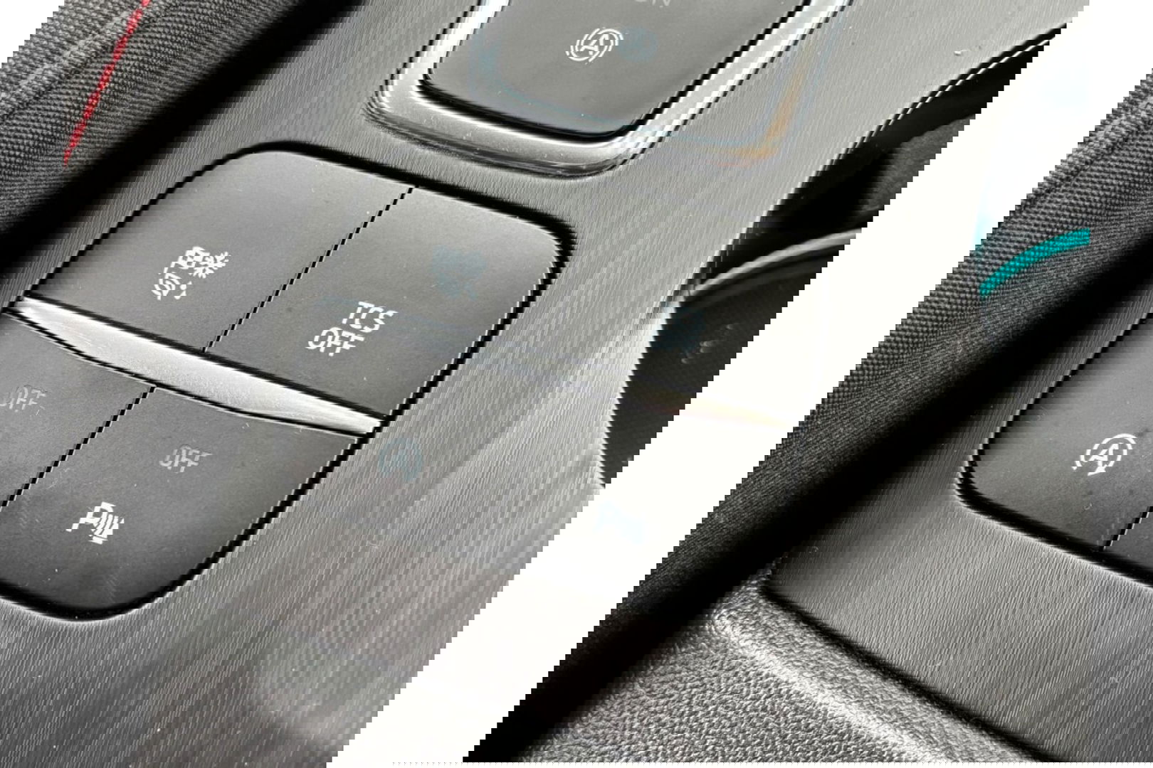 Ford Focus 1.0 ECOBOOST ST-LINE AUTOMAAT NAVI PDC-CAMERA WINTERPACK.