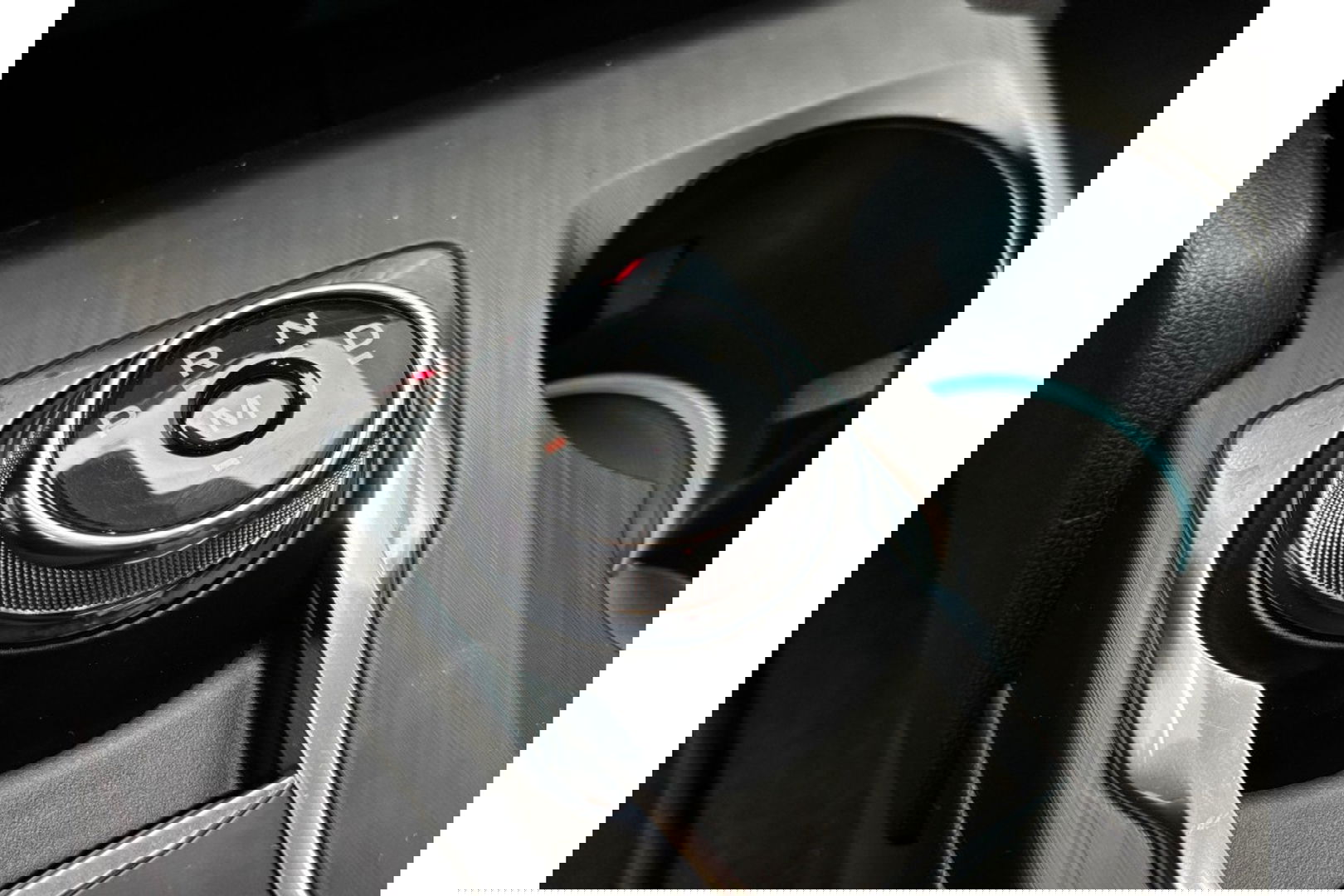 Ford Focus 1.0 ECOBOOST ST-LINE AUTOMAAT NAVI PDC-CAMERA WINTERPACK.