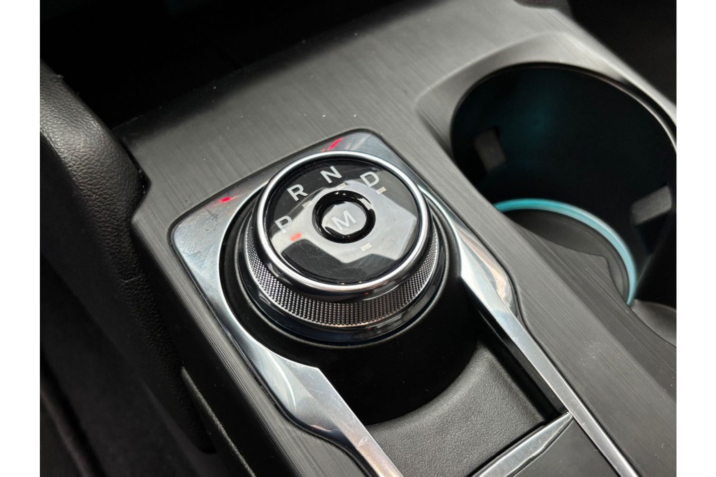 Ford Focus 1.0 ECOBOOST ST-LINE AUTOMAAT NAVI PDC-CAMERA WINTERPACK.