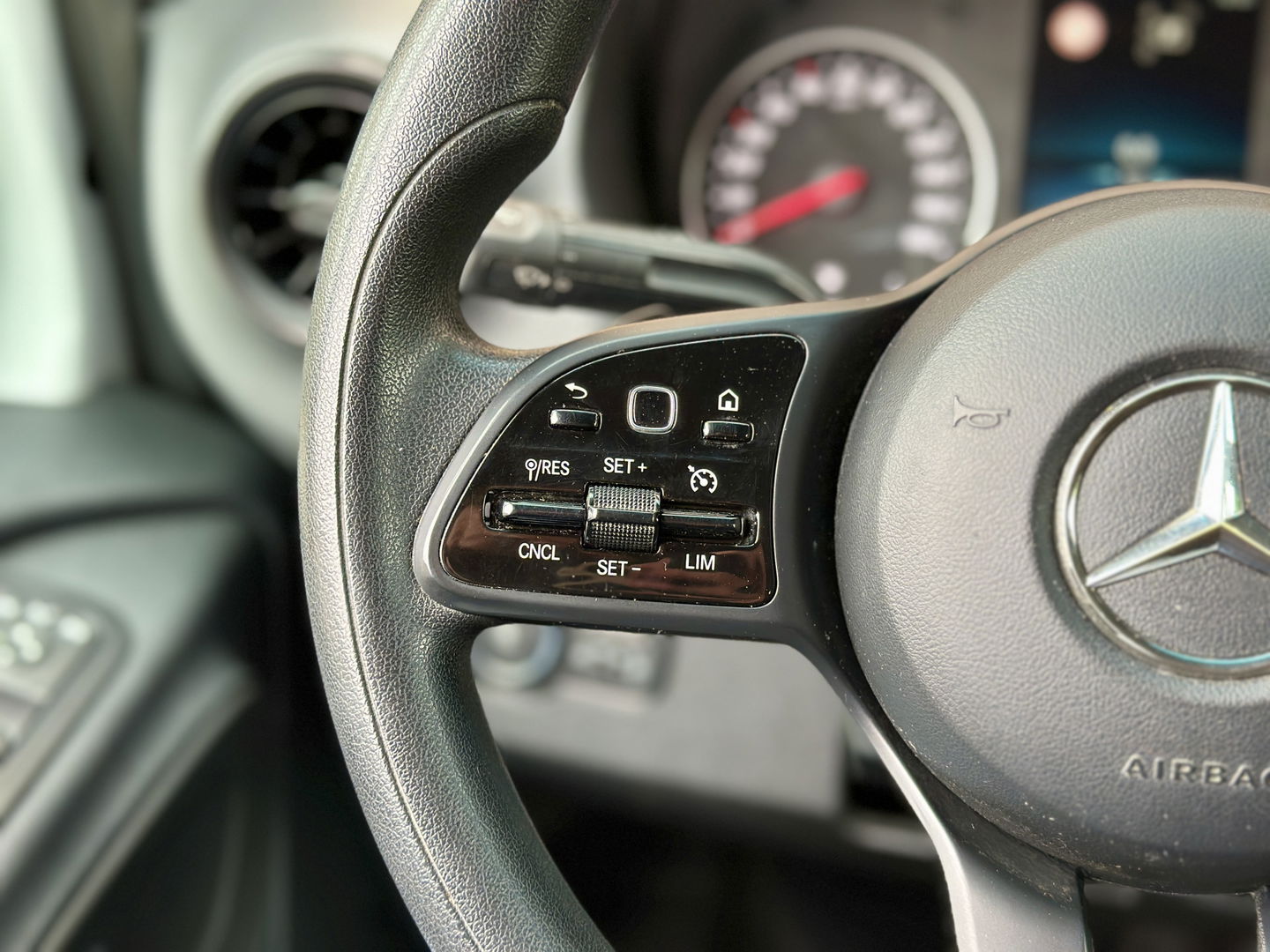 Mercedes-Benz Sprinter 316 2.2 CDI L3H2 DC EURO VI-D | Cruise Control | Achteruitrijcamera | Parkeersensoren | Apple Carplay | Android Auto | Airconditioning