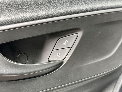 Mercedes-Benz Sprinter 316 2.2 CDI L3H2 DC EURO VI-D | Cruise Control | Achteruitrijcamera | Parkeersensoren | Apple Carplay | Android Auto | Airconditioning