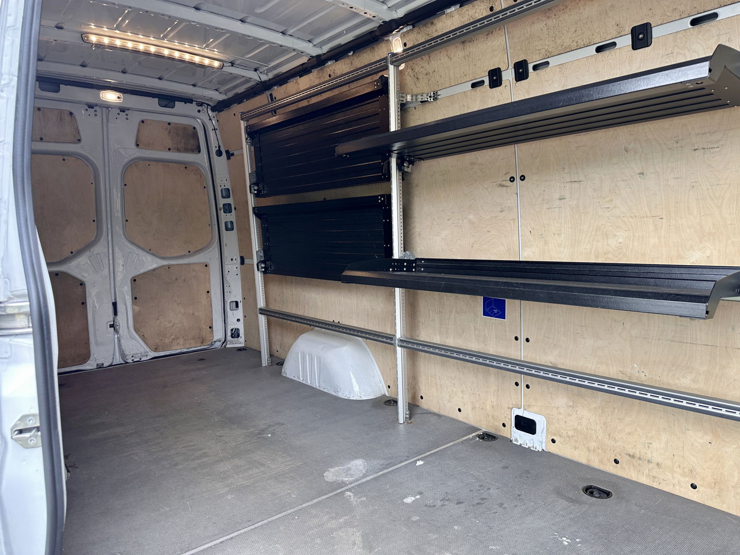 Mercedes-Benz Sprinter 316 2.2 CDI L3H2 DC EURO VI-D | Cruise Control | Achteruitrijcamera | Parkeersensoren | Apple Carplay | Android Auto | Airconditioning