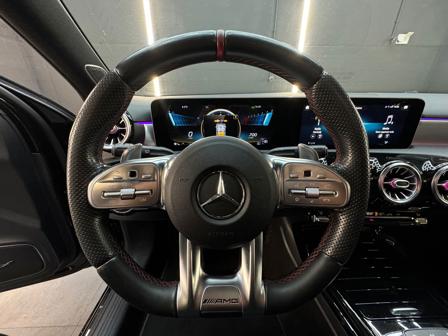 Mercedes-Benz A-Klasse AMG 35 4M Pano|Memory|Burmester|Kuip