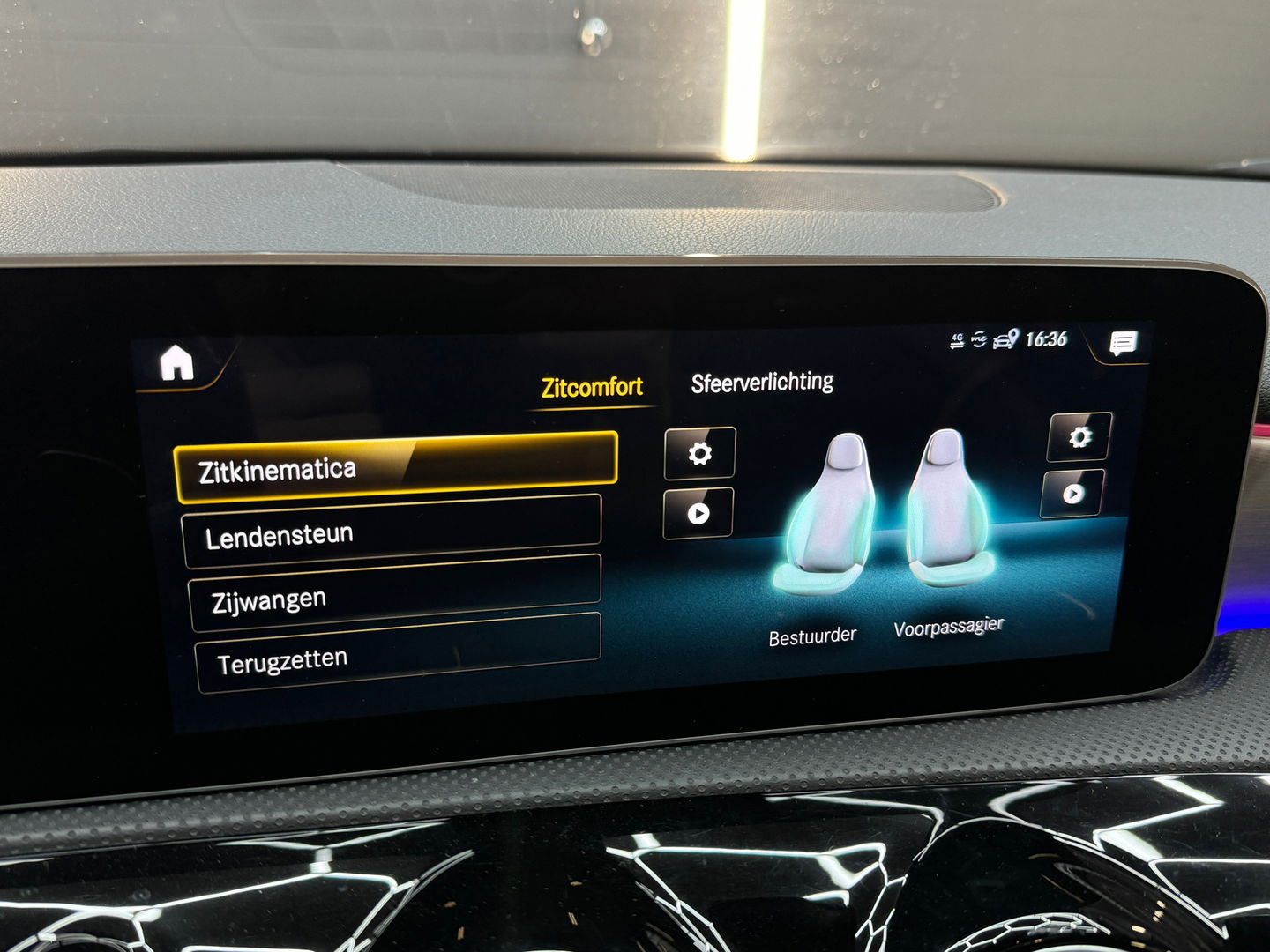 Mercedes-Benz A-Klasse AMG 35 4M Pano|Memory|Burmester|Kuip