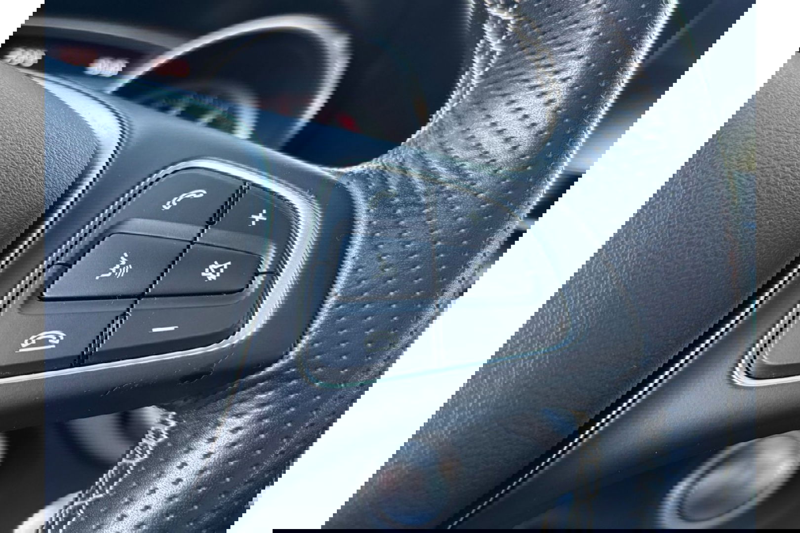 Mercedes-Benz GLA 200 PREMIUM PLUS AUTOMAAT PANORAMA AIRCO NAVI PDC.