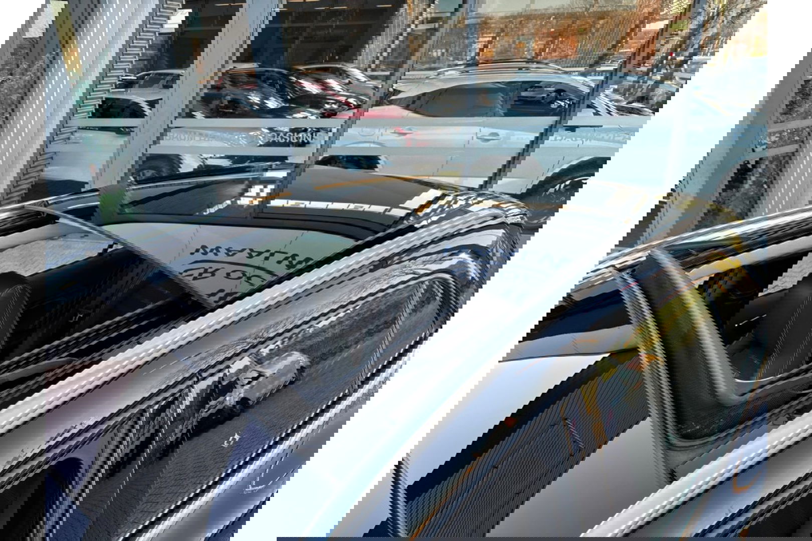 Mercedes-Benz GLA 200 PREMIUM PLUS AUTOMAAT PANORAMA AIRCO NAVI PDC.