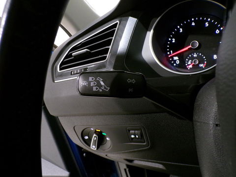 Volkswagen Tiguan 1.4 TSI ACT Connected Series "Automaat" Apple-Carplay Stoelverwarming Navigatie Bluetooth Lane-Assist