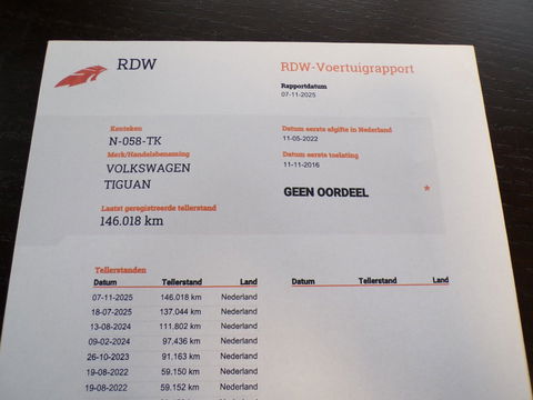 Volkswagen Tiguan 1.4 TSI ACT Connected Series "Automaat" Apple-Carplay Stoelverwarming Navigatie Bluetooth Lane-Assist