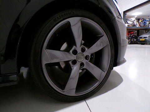 Audi A1 Sportback 1.0 TFSI Sport S line Edition "Origineel NL!" 2x S-Line! Full-LED 18"Velgen Navigatie Bluetooth Airco Leer