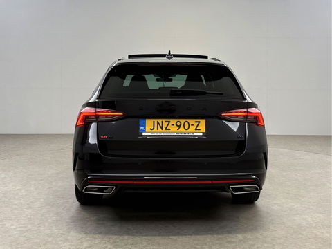 Škoda Octavia Combi VRS iV 1.4 eTsi 245PK | SOH 93% | Pano | HuD | Sfeer | Stoel/Stuur verw. | Virtual | Adap. Cruise | Carplay | Camera | Canton Audio
