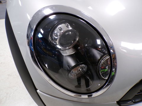 MINI Mini 1.6 JCW Cooper Camden "Origineel NL!" John Cooper Works Xenon Harman-Kardon Bluetooth Navigatie Airco 17" Nieuwe-APK