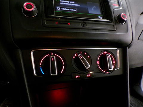 Volkswagen Polo 1.2 TSI Comfortline "1e eigenaar" Bluetooth Cruise-control Airco 4-Seizoenen banden Garantie Rijklaar-prijs