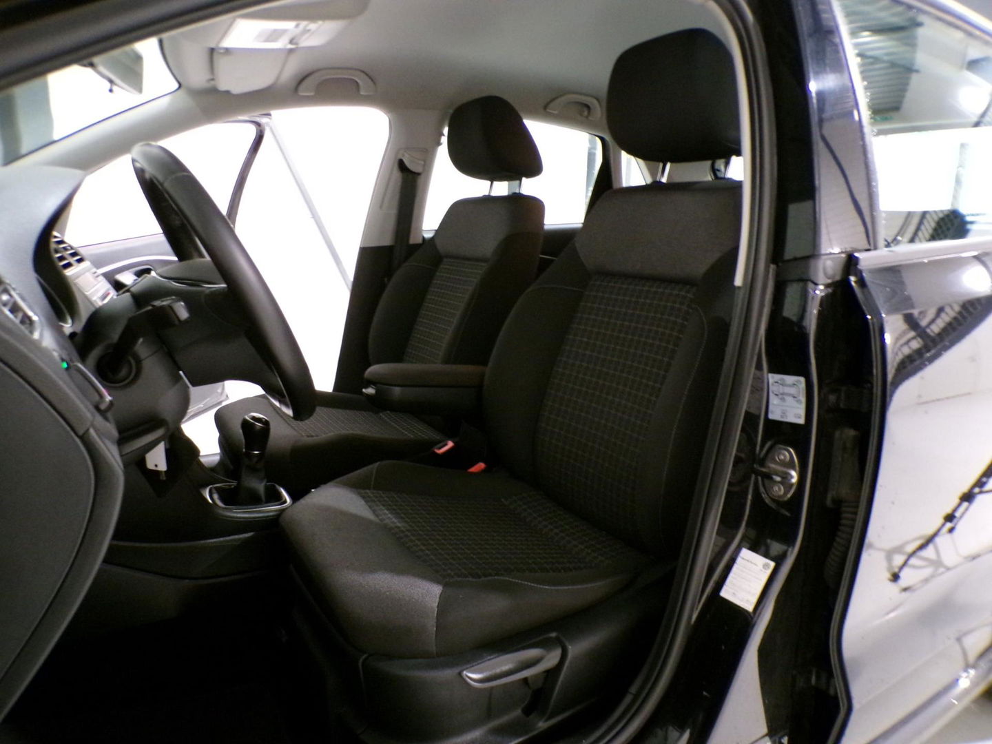 Volkswagen Polo 1.2 TSI Comfortline "1e eigenaar" Bluetooth Cruise-control Airco 4-Seizoenen banden Garantie Rijklaar-prijs