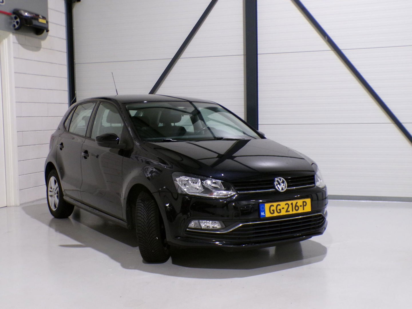 Volkswagen Polo 1.2 TSI Comfortline "1e eigenaar" Bluetooth Cruise-control Airco 4-Seizoenen banden Garantie Rijklaar-prijs