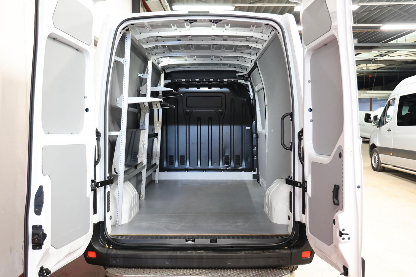 Opel Movano 2.3 Turbo L3H2 POST NL SCHAPPEN