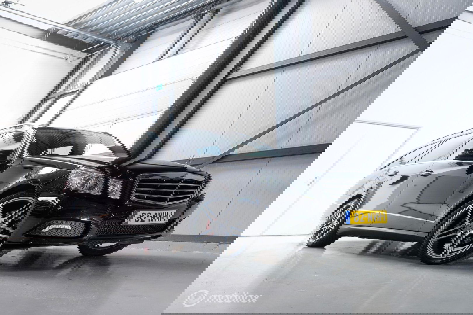 Mercedes-Benz E-Klasse Estate 200 CGI AMG | led | Trekhaak | Ketting moet vervangen worden |