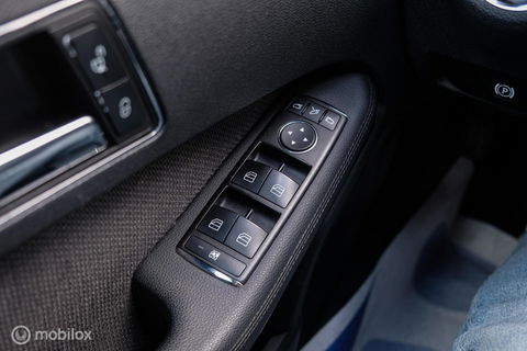 Mercedes-Benz E-Klasse Estate 200 CGI AMG | led | Trekhaak | Ketting moet vervangen worden |