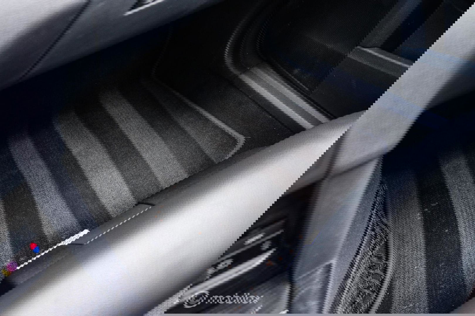 Mercedes-Benz E-Klasse Estate 200 CGI AMG | led | Trekhaak | Ketting moet vervangen worden |