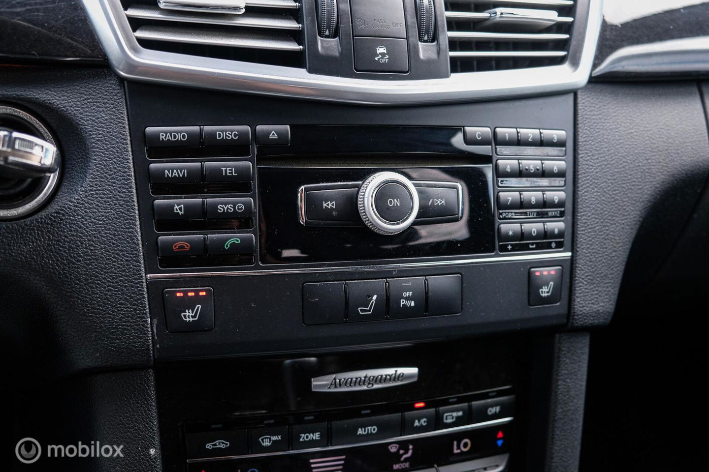 Mercedes-Benz E-Klasse Estate 200 CGI AMG | led | Trekhaak | Ketting moet vervangen worden |