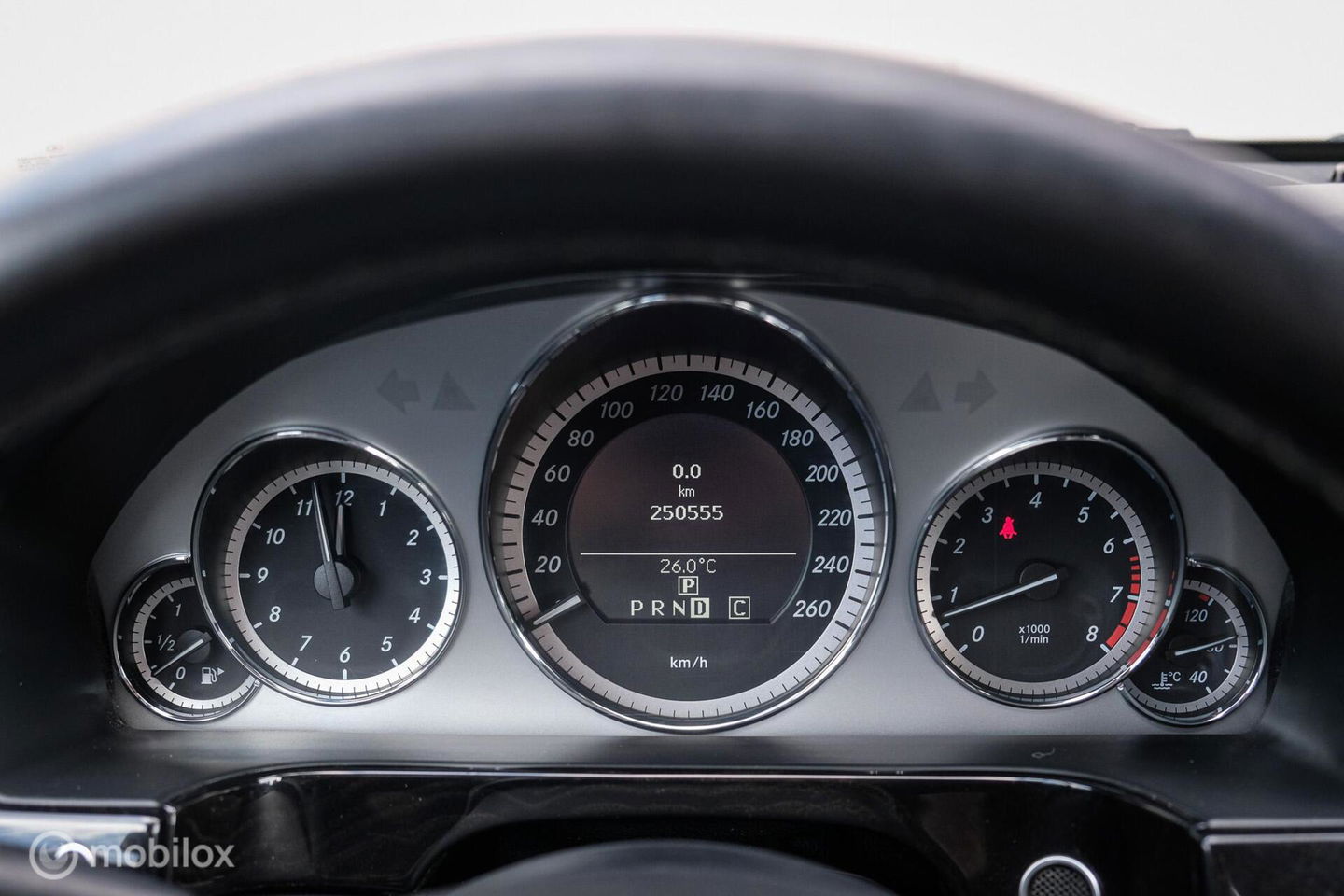 Mercedes-Benz E-Klasse Estate 200 CGI AMG | led | Trekhaak | Ketting moet vervangen worden |