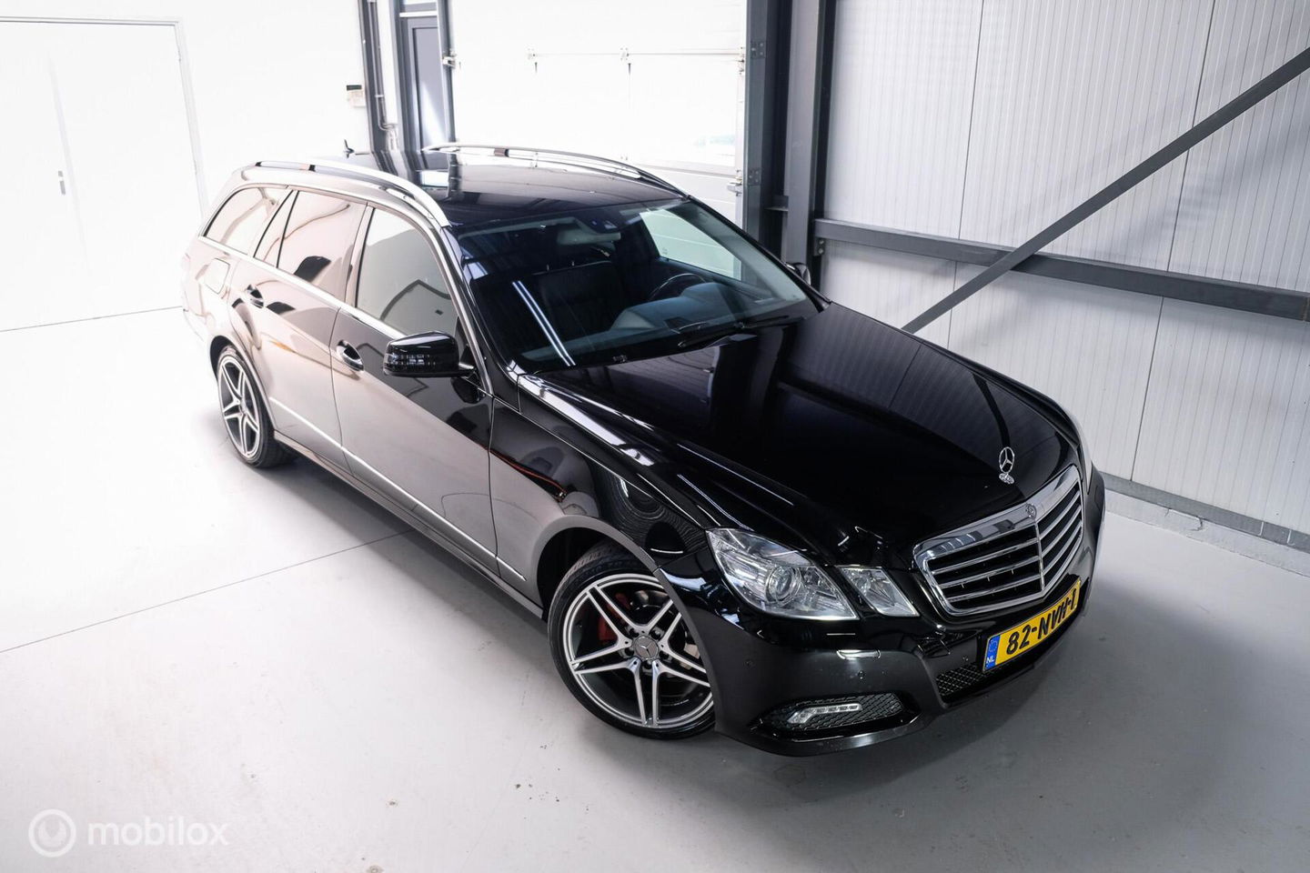 Mercedes-Benz E-Klasse Estate 200 CGI AMG | led | Trekhaak | Ketting moet vervangen worden |