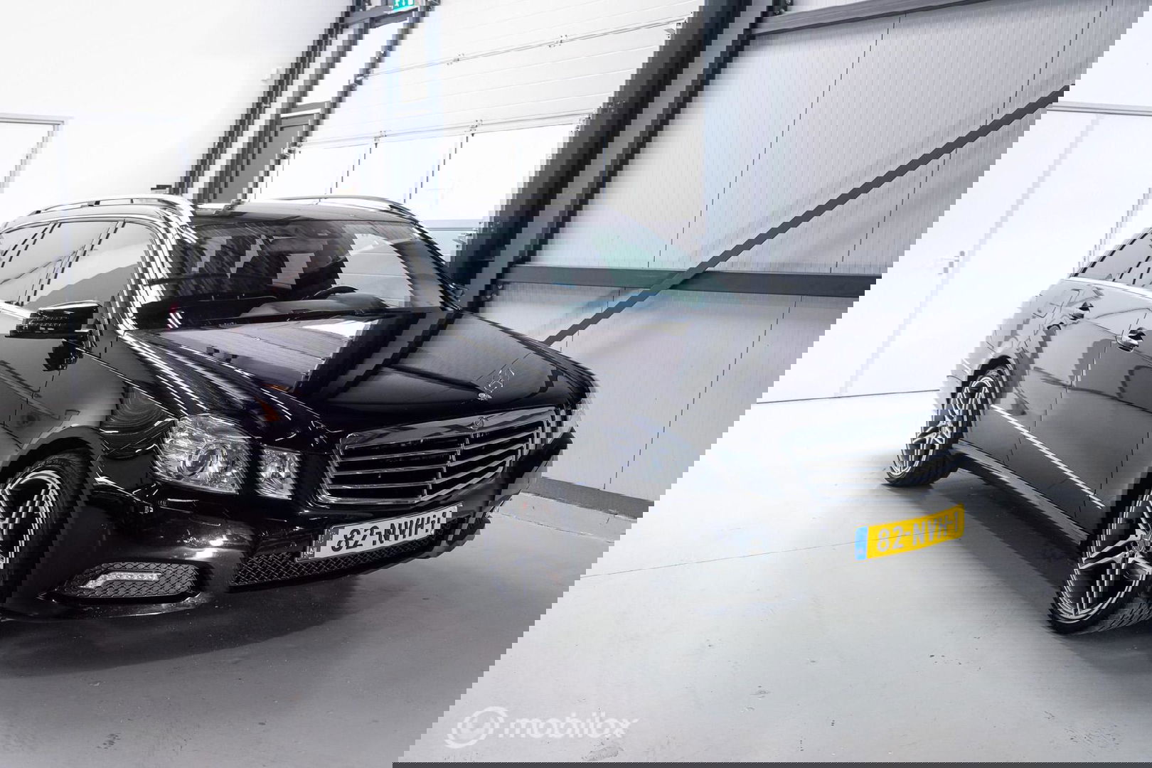 Mercedes-Benz E-Klasse Estate 200 CGI AMG | led | Trekhaak | Ketting moet vervangen worden |