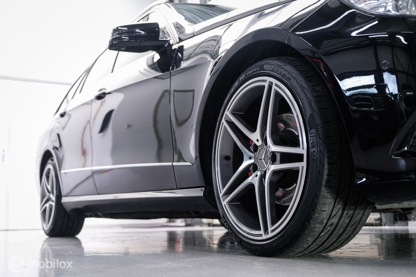 Mercedes-Benz E-Klasse Estate 200 CGI AMG | led | Trekhaak | Ketting moet vervangen worden |