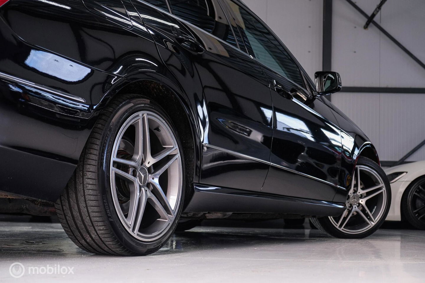 Mercedes-Benz E-Klasse Estate 200 CGI AMG | led | Trekhaak | Ketting moet vervangen worden |