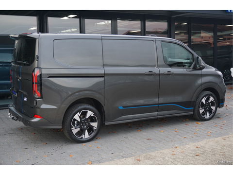 Ford Transit Custom 320S 170PK Sport AUT AWD BPM VRIJ!! ACC, Trekhaak, 360° Cam, 19" LM, 2x Elek. Schuifdeur!! NR. DJ01*