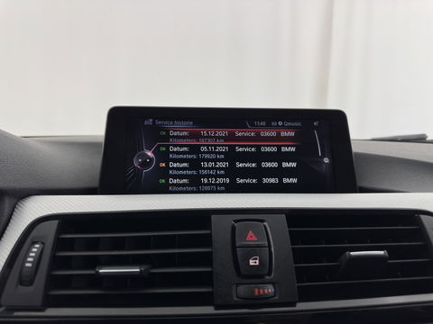 BMW 3 Serie Touring 330d xDrive M-Aerodynamica-Pack High-Executive Aut * LUXURY-LEATHER | NAVI-FULLMAP | XENON | HEATED-SPORTSEATS | SHIFT-PADDLES | PDC | PRIVACY-GLASS | KEYLESS | CAMERA | TOWBAR | 18''ALU*