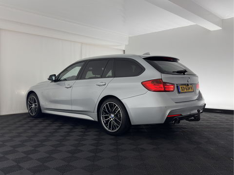 BMW 3 Serie Touring 330d xDrive M-Aerodynamica-Pack High-Executive Aut * LUXURY-LEATHER | NAVI-FULLMAP | XENON | HEATED-SPORTSEATS | SHIFT-PADDLES | PDC | PRIVACY-GLASS | KEYLESS | CAMERA | TOWBAR | 18''ALU*
