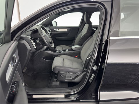 Volvo XC40 1.5 T5 Recharge Business Pro ( PLUG-IN ) (INCL-BTW) *AUT | NAVI-FULLMAP | DIGI-COCKPIT | CLIMA | KEYLESS | DAB | HEATED-SPORTSEATS | FULL-LED | ADAPTIVE-CRUISE | CAMERA | 18'' ALU*