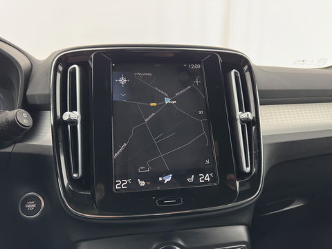 Volvo XC40 1.5 T5 Recharge Business Pro ( PLUG-IN ) (INCL-BTW) *AUT | NAVI-FULLMAP | DIGI-COCKPIT | CLIMA | KEYLESS | DAB | HEATED-SPORTSEATS | FULL-LED | ADAPTIVE-CRUISE | CAMERA | 18'' ALU*