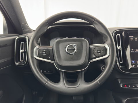 Volvo XC40 1.5 T5 Recharge Business Pro ( PLUG-IN ) (INCL-BTW) *AUT | NAVI-FULLMAP | DIGI-COCKPIT | CLIMA | KEYLESS | DAB | HEATED-SPORTSEATS | FULL-LED | ADAPTIVE-CRUISE | CAMERA | 18'' ALU*