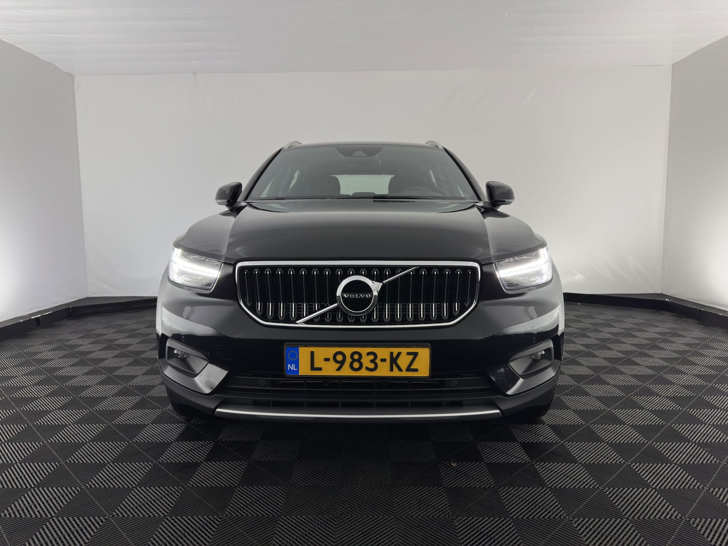 Volvo XC40 1.5 T5 Recharge Business Pro ( PLUG-IN ) (INCL-BTW) *AUT | NAVI-FULLMAP | DIGI-COCKPIT | CLIMA | KEYLESS | DAB | HEATED-SPORTSEATS | FULL-LED | ADAPTIVE-CRUISE | CAMERA | 18'' ALU*