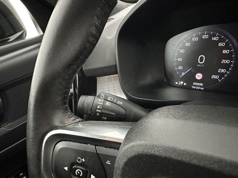 Volvo XC40 1.5 T5 Recharge Business Pro ( PLUG-IN ) (INCL-BTW) *AUT | NAVI-FULLMAP | DIGI-COCKPIT | CLIMA | KEYLESS | DAB | HEATED-SPORTSEATS | FULL-LED | ADAPTIVE-CRUISE | CAMERA | 18'' ALU*