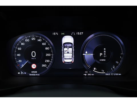 Volvo XC40 1.5 T5 Plug-in hybrid Ultimate Dark | 262 PK | Pano-dak | Leer | 20 inch | H&K Audio | Stoel + stuurverw. |