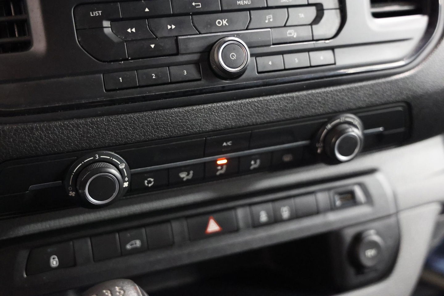 Peugeot Expert 226S 1.6 BlueHDI AIRCO CRUISE PDC