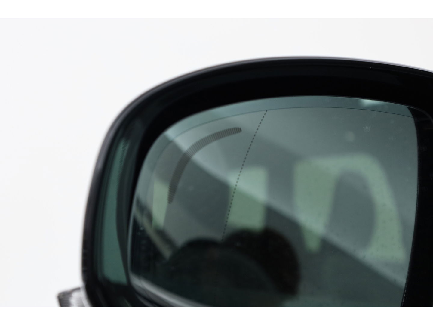 Volvo XC60 2.0 T6 Plug-in hybrid AWD Ultra Black Edition | Facelift | Pano | HUD | 360cam | Harman Kardon | Memory seats | Pilot Assist |