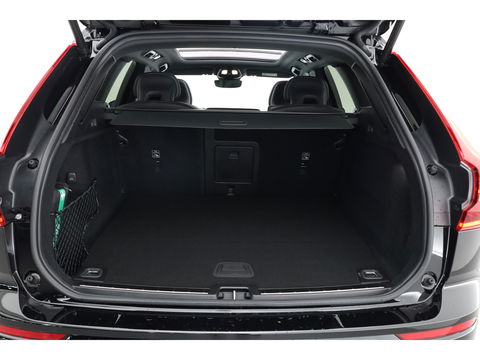 Volvo XC60 2.0 T6 Plug-in hybrid AWD Ultra Black Edition | Facelift | Pano | HUD | 360cam | Harman Kardon | Memory seats | Pilot Assist |