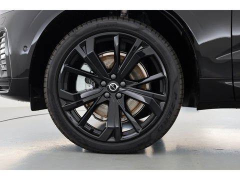 Volvo XC60 2.0 T6 Plug-in hybrid AWD Ultra Black Edition | Facelift | Pano | HUD | 360cam | Harman Kardon | Memory seats | Pilot Assist |