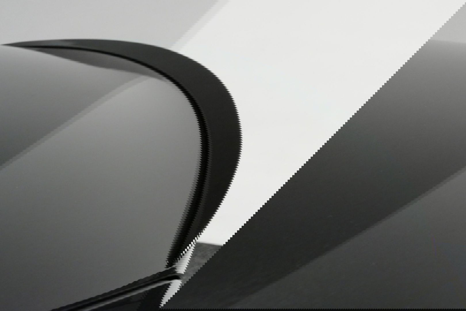 Mercedes-Benz C-Klasse 300 e AMG Line / C63 AMG Diffuser / Panamericana Grille / Panoramadak / Elektr. verstelbare voorstoelen + memory / Digital Laser Light / Ambienteverlichting Plus / Keyless / Apple Carplay - Android Auto / Stoelverwarming / HUD / Stuurwielverwarming / Acht