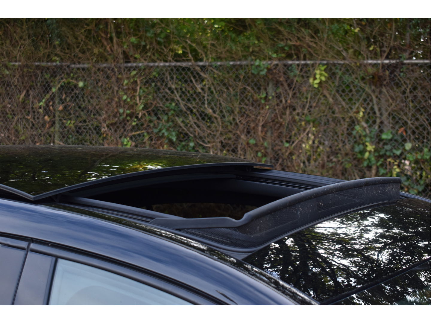 Mercedes-Benz A-Klasse 180 Sport Edition AMG | NL-auto | Pano.dak | Carplay | Camera | Sfeerverl | Navi | Cruise Control | 4Seasons | NAP