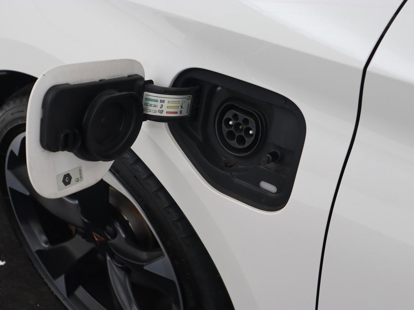 CUPRA Leon 1.4 eHybrid | Stoelverwarming | Carplay | Camera | Navigatie | Sfeerverlichting | Stuurverwarming | Keyless | Adaptive cruise | Sportstoelen | Climate control | Park Assist | PHEV | Plug In