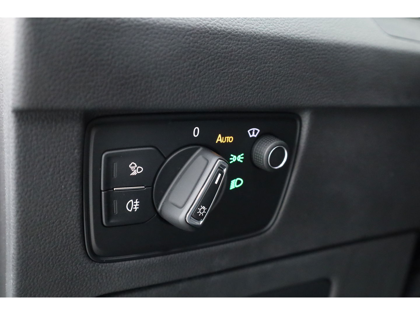 Volkswagen Arteon Shooting Brake 1.4 TSI eHybrid R-Line Business+ | Pano | HUD | 360cam | Massage | Elek. Trekhaak | Stoel- Stuurverw. | Adapt. Cruise