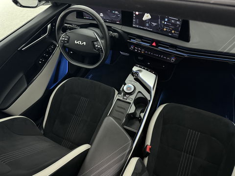 Kia Ev6 GT-Line 77 kWh Snelladen | SOH 96% | Meridian | Pano | Virtual | 360° | HUD | Stoel/Stuur verw. | Memory | Sfeer | Trekh. | Carplay