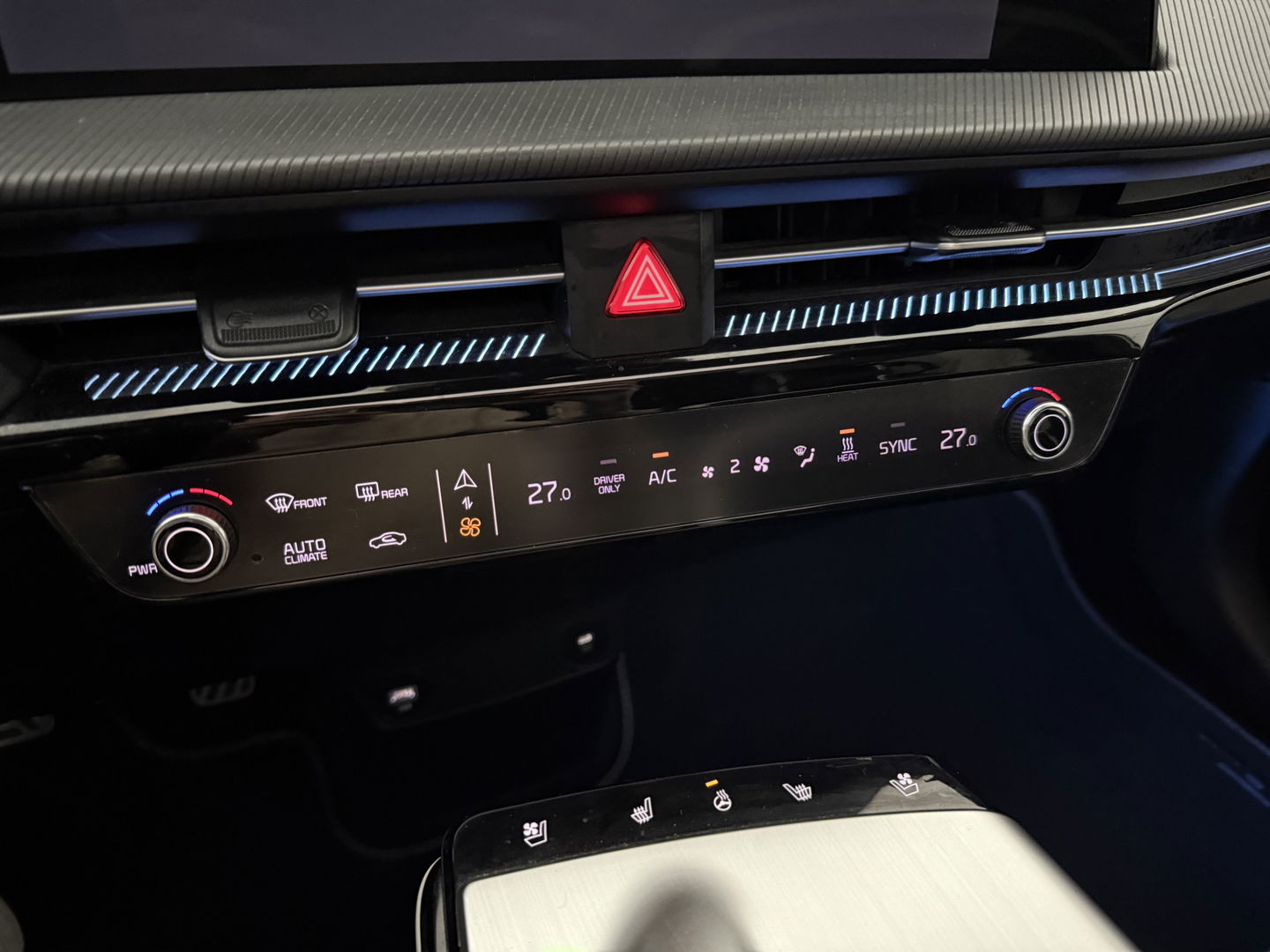 Kia Ev6 GT-Line 77 kWh Snelladen | SOH 96% | Meridian | Pano | Virtual | 360° | HUD | Stoel/Stuur verw. | Memory | Sfeer | Trekh. | Carplay